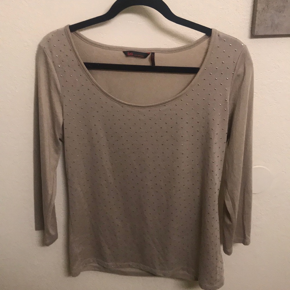 Thin Sofia Vergara blouse